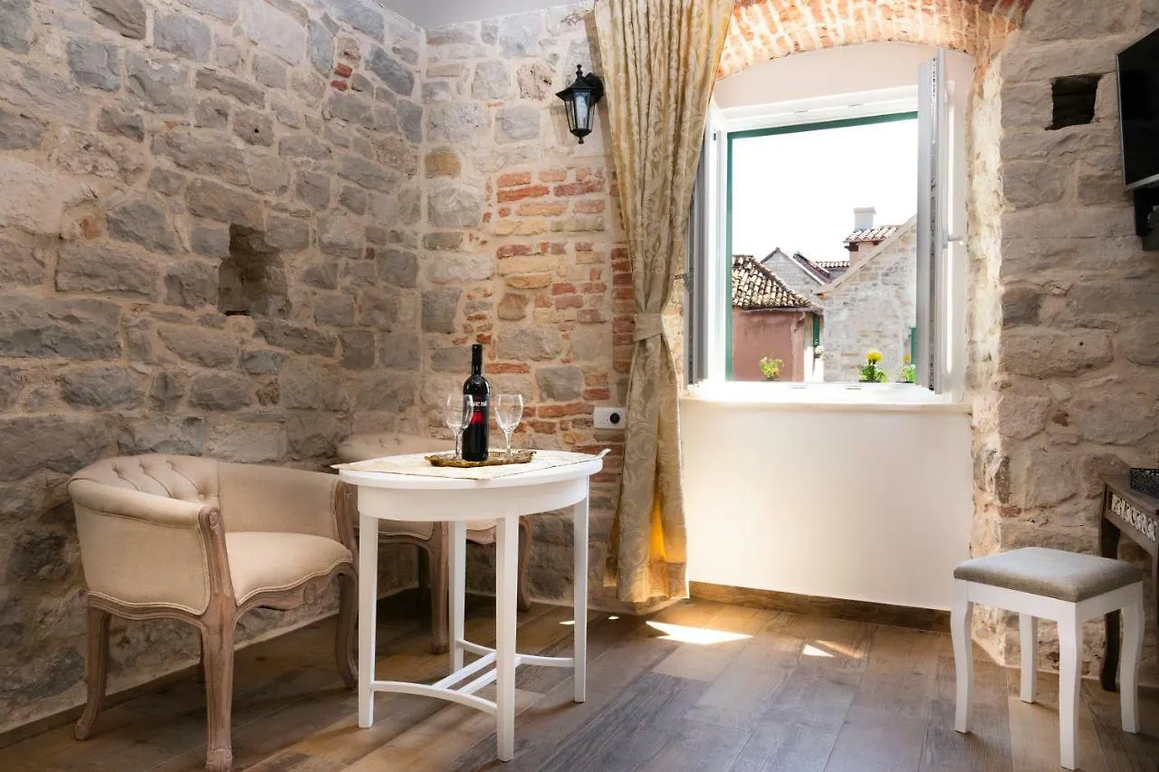 Studio Amore In Diocletian Palace Split 0*,
