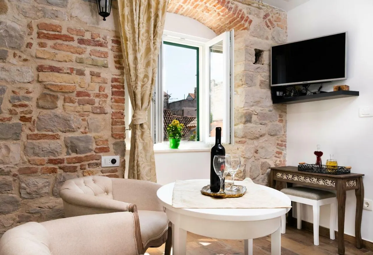 Appartement Studio Amore In Diocletian Palace Split