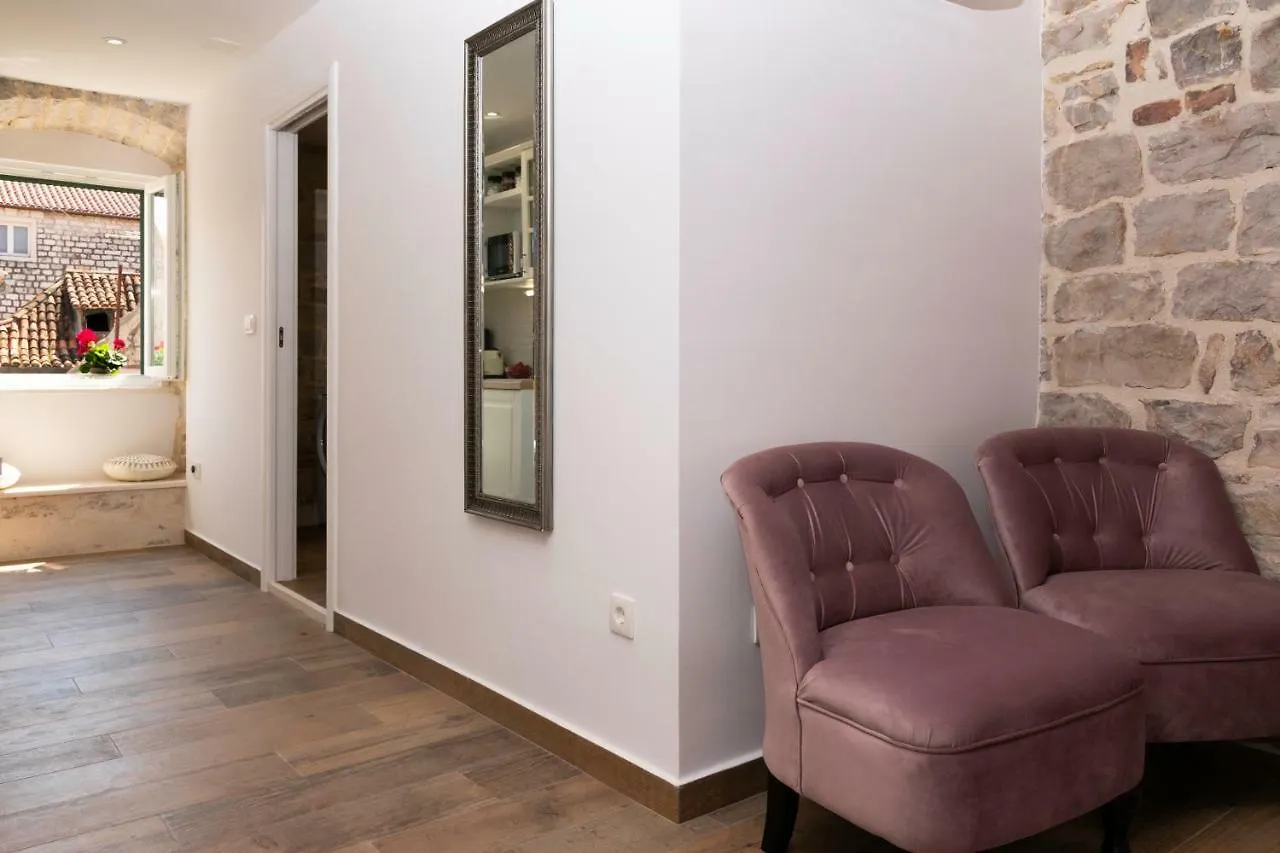Studio Amore In Diocletian Palace Split 0*,