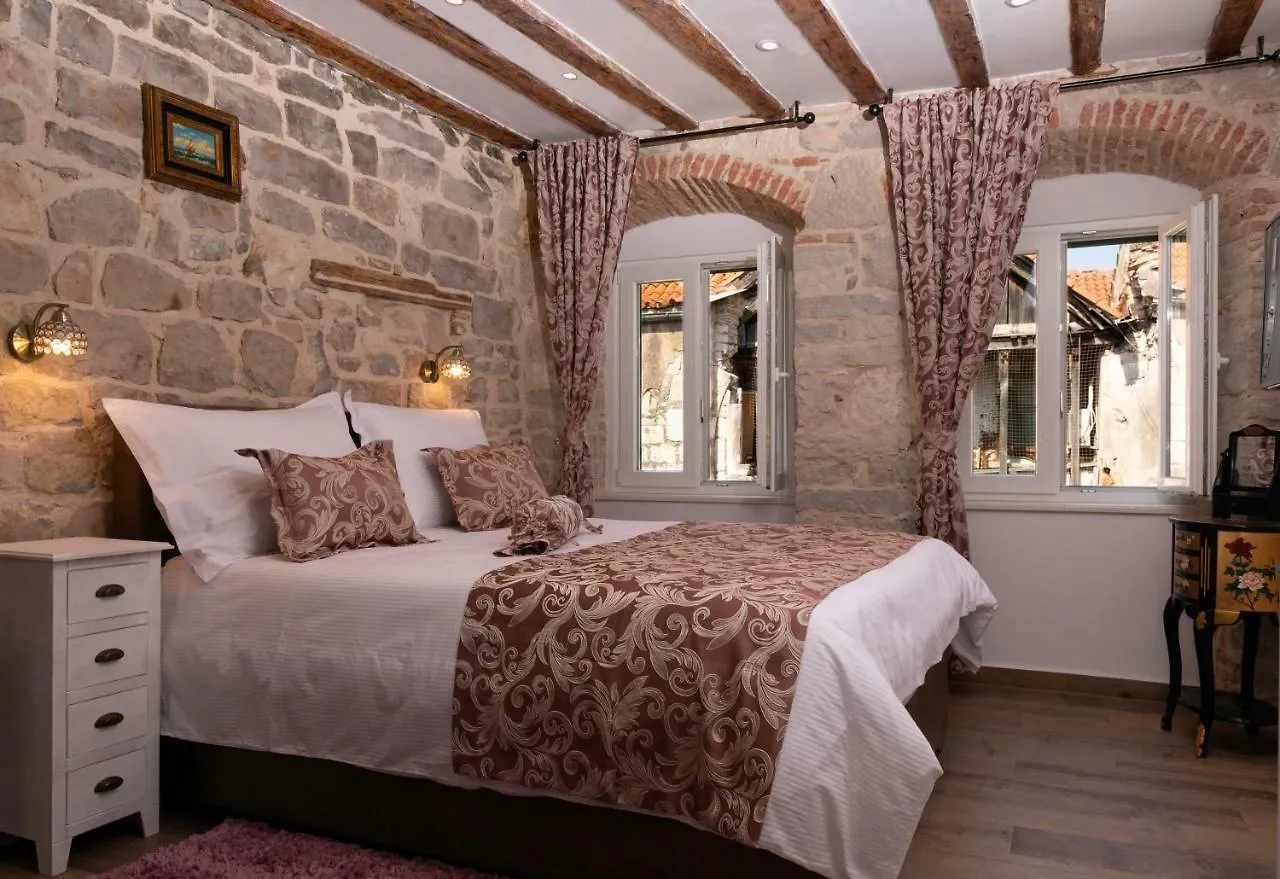 Studio Amore In Diocletian Palace Split