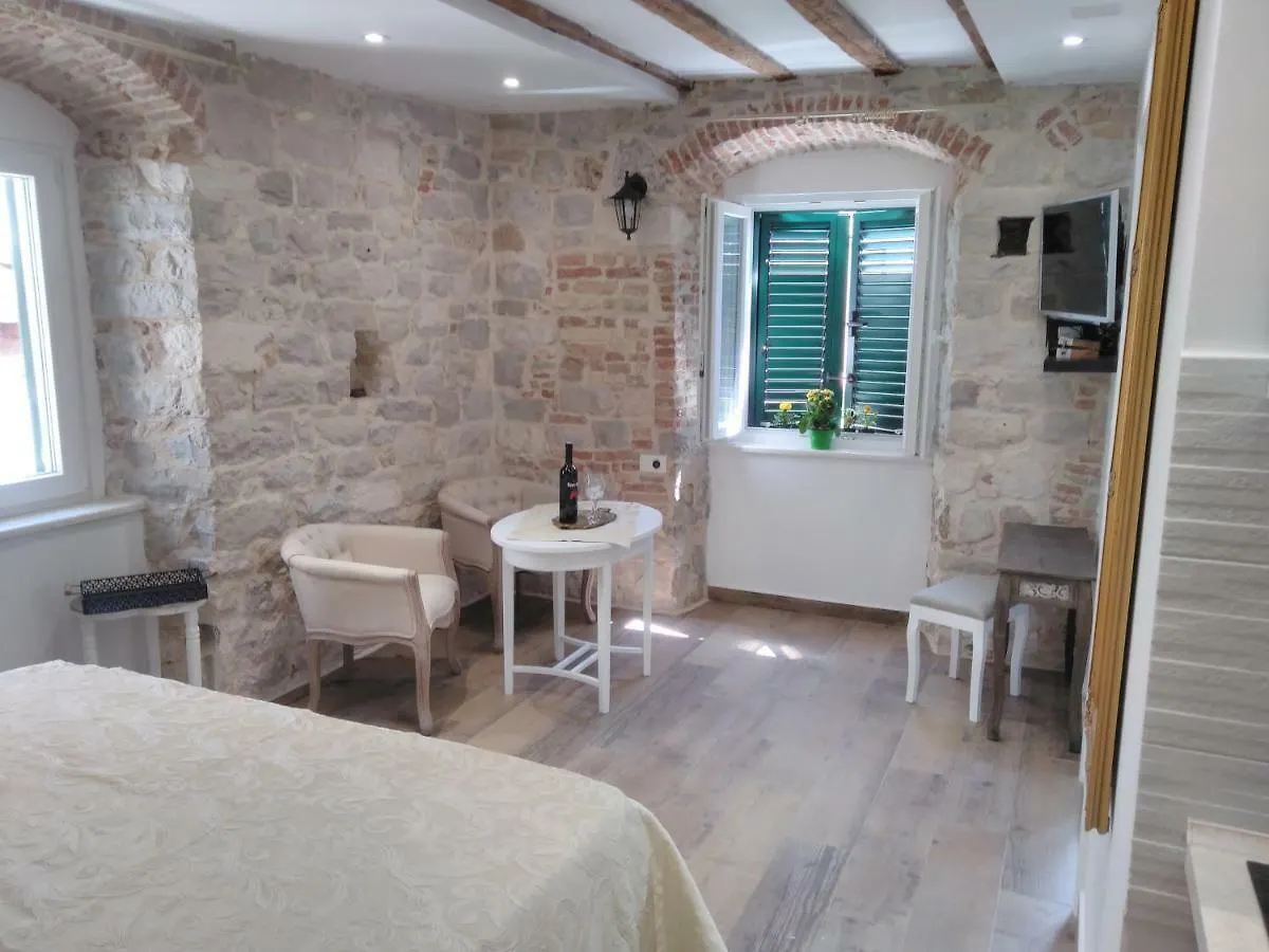 Studio Amore In Diocletian Palace Split Appartement